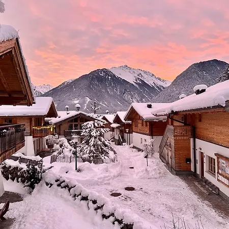 Alpenpura Boutique Mit Sauna Und Panoramablick Domek alpejski Neukirchen am Großvenediger