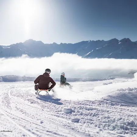 Alpenpura Boutique Mit Sauna Und Panoramablick Neukirchen am Großvenediger